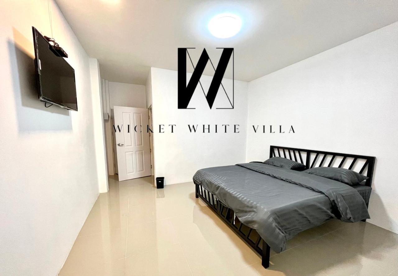 Wicket White Villa Photharam Bagian luar foto
